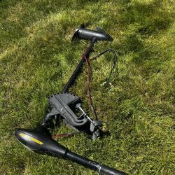 Minn Kota 30lb Endura C2 12V Trolling Motor