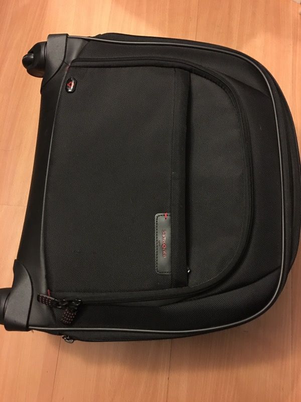 Samsonite carry on