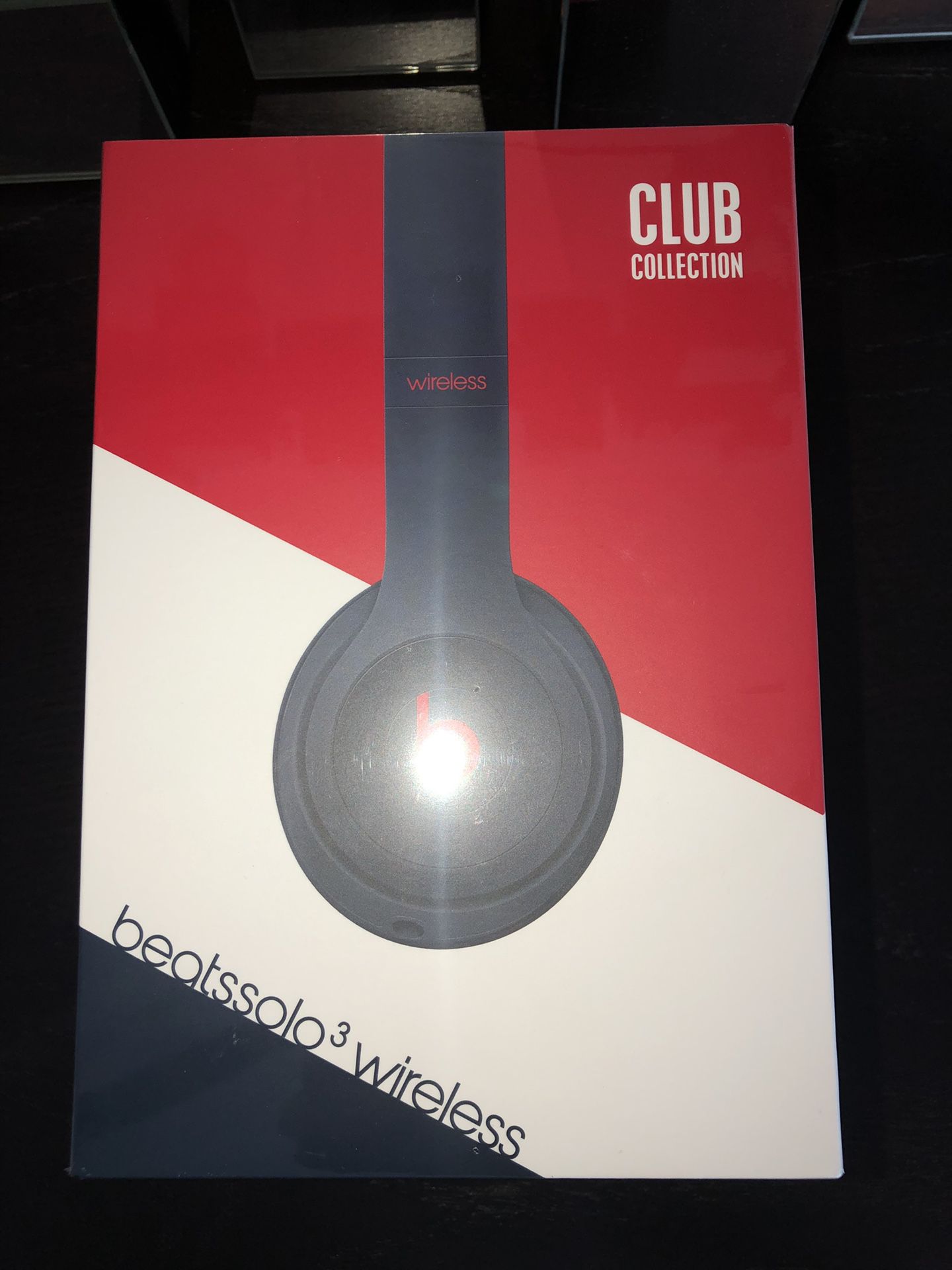 Beats by Dr. Dre Solo3 Club Collection On Ear Wireless Headphones - Club Navy