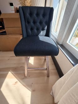 New Bar stools assembled