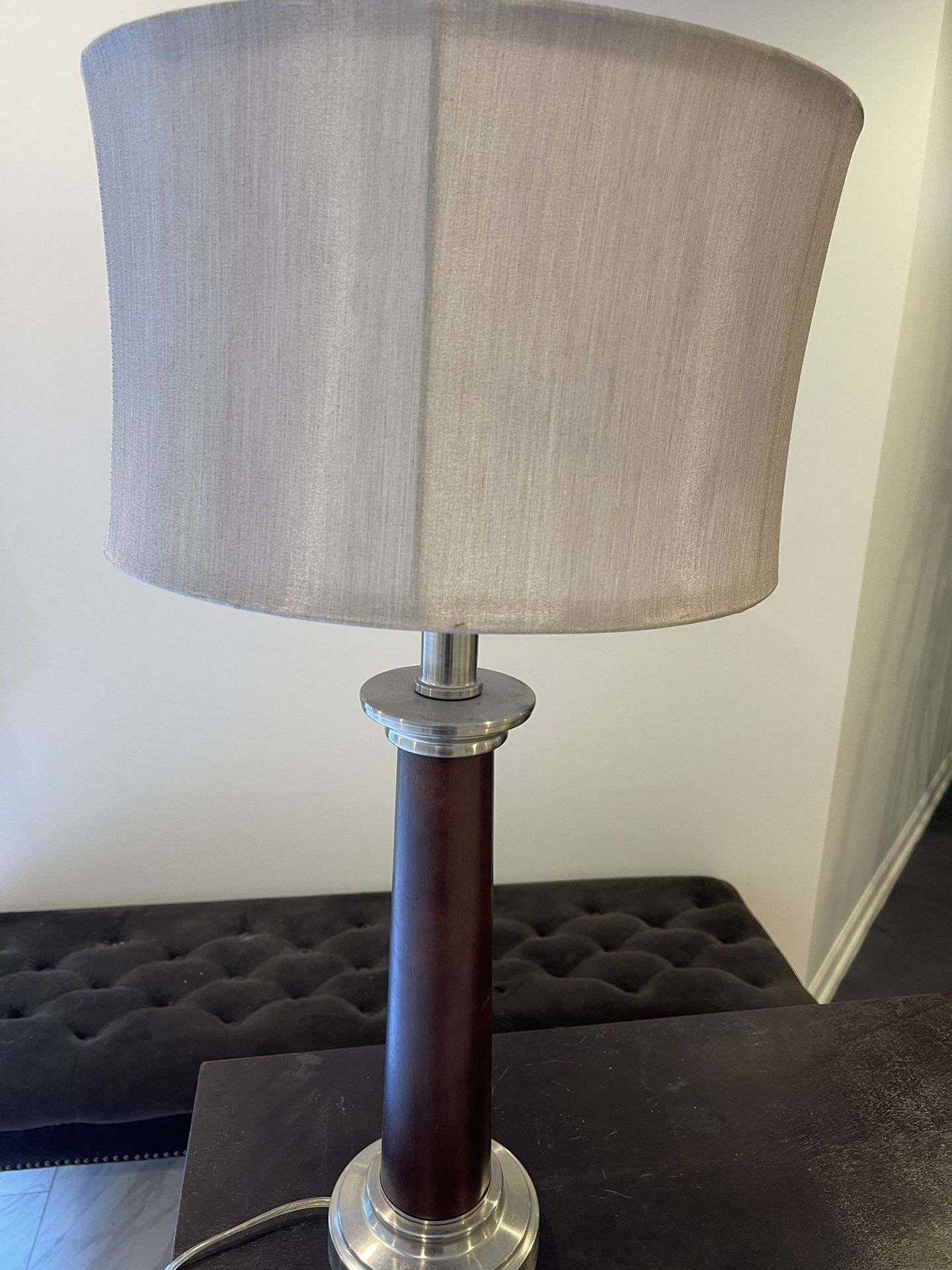 2 Night Stand Lamps Elegant Wood And Metal Base