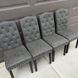 4 Dinning Room Chairs