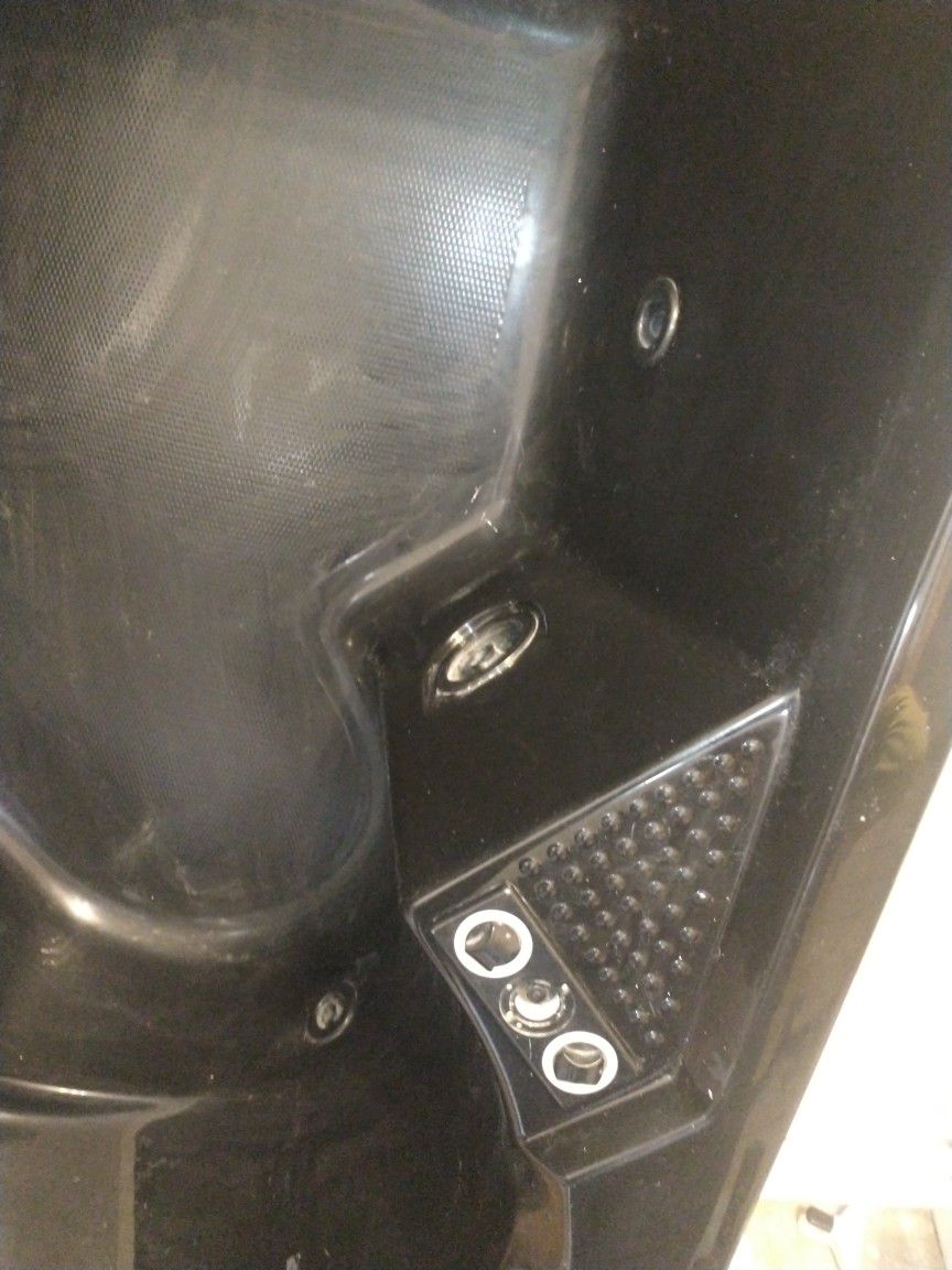 Aqualux Corner Jet Tub Black for Sale in Chicago, IL OfferUp