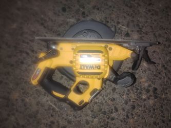 DeWalt 60v flex volt brushless circular saw w/ battery