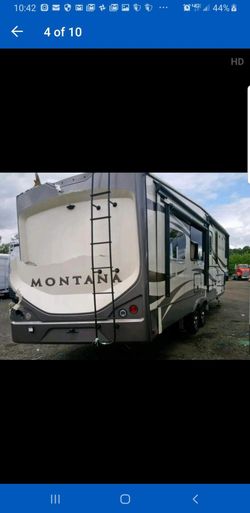 2018 Montana Fifth wheel 38’ For Parts