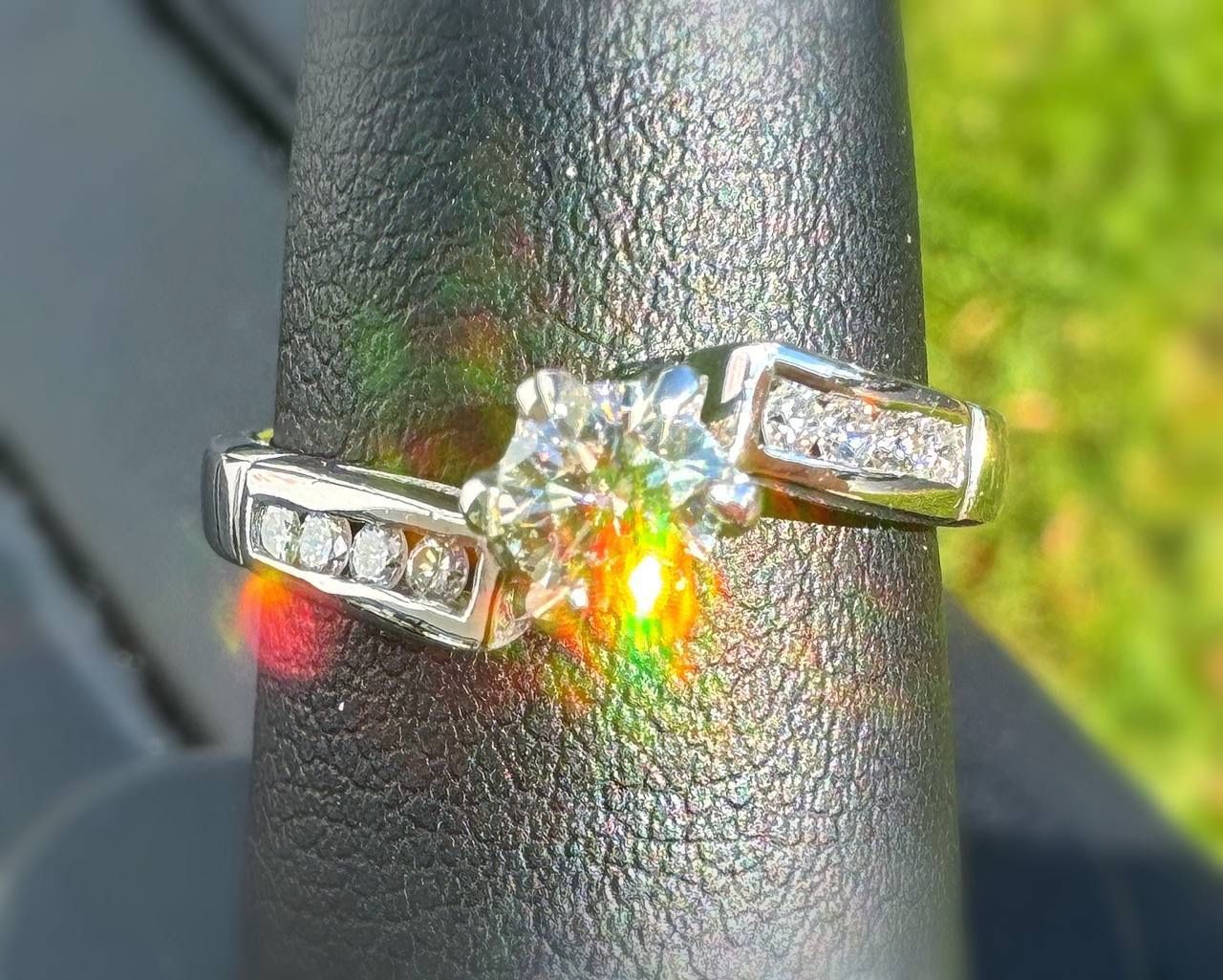 18k white gold 1.00CTW Natural Diamond 0.50CTW Engagement ring sz 6.00