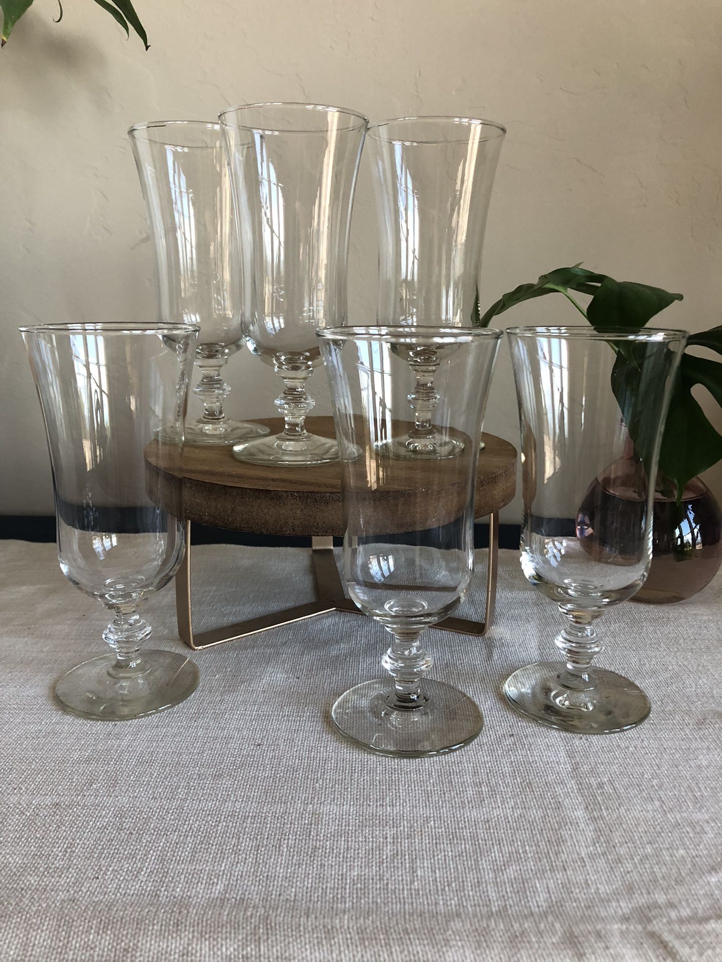 Set of 6 vintage champagne coupes.