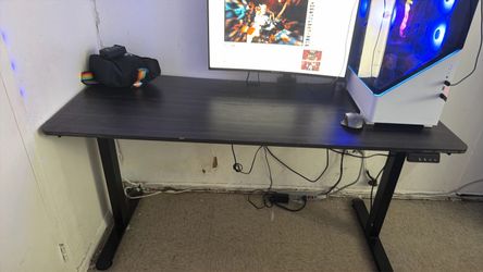 Gaming table