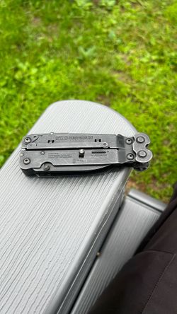 Sog Power assist  Multitool