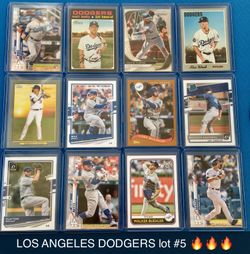 LOS ANGELES DODGERS lot #5 (12 cards) 🔥🔥🔥 WORLD SERIES CHAMPS!!! Corey Seager, Mookie Betts, Brusdar Graterol Rated Rookie & more! )