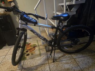 Schwinn MTN Bike-27.5