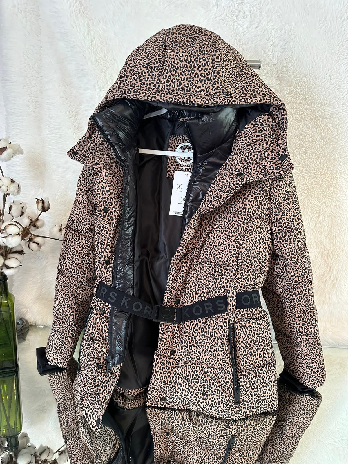 Brand New Coat For Woman Size L 