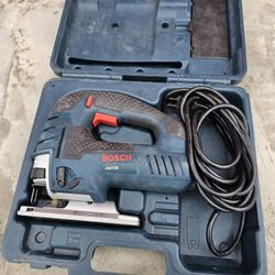Bosch Jigsaw js470e