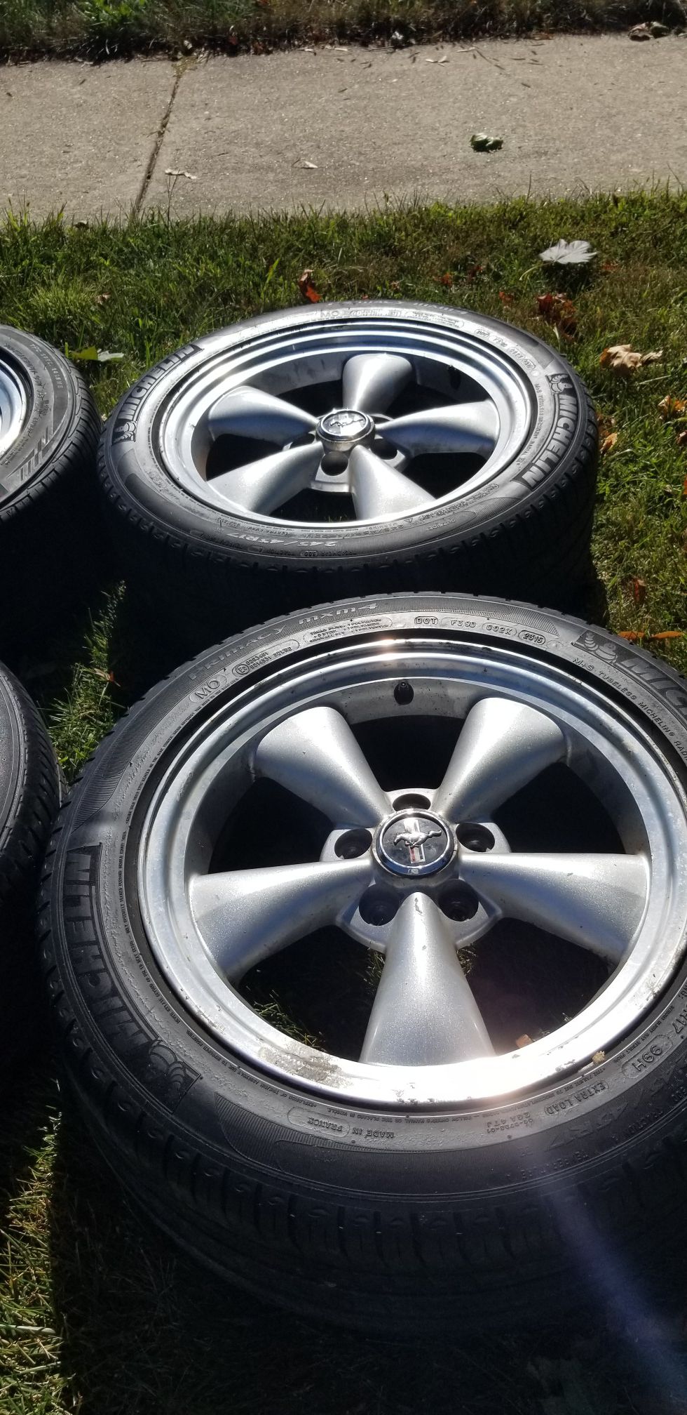17 in mustang wheels rims with tires 245 45 17 5x114.3