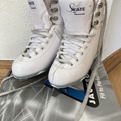Jackson Ultima 180 Soft Skates (JS181) Size 1