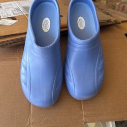 Women’s Nursing Clogs