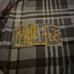 10 Pokémon Cards