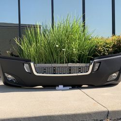 FREIGHTLINER Cascadia Complete Bumper