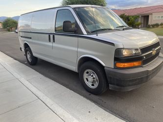 2018 Chevrolet Express 2500