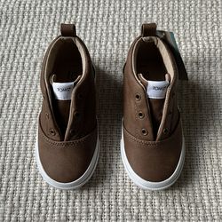 TOMS Tiny Fenix Mid Sneakers – Toddler Size 9 (Toffee Microsuede)