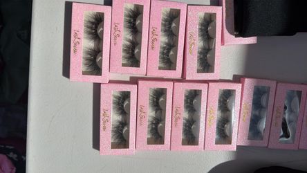 Lash Queen False Eyelashes Bundle