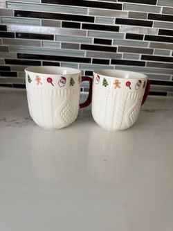 Set of 2 Christmas Ceramic Mugs