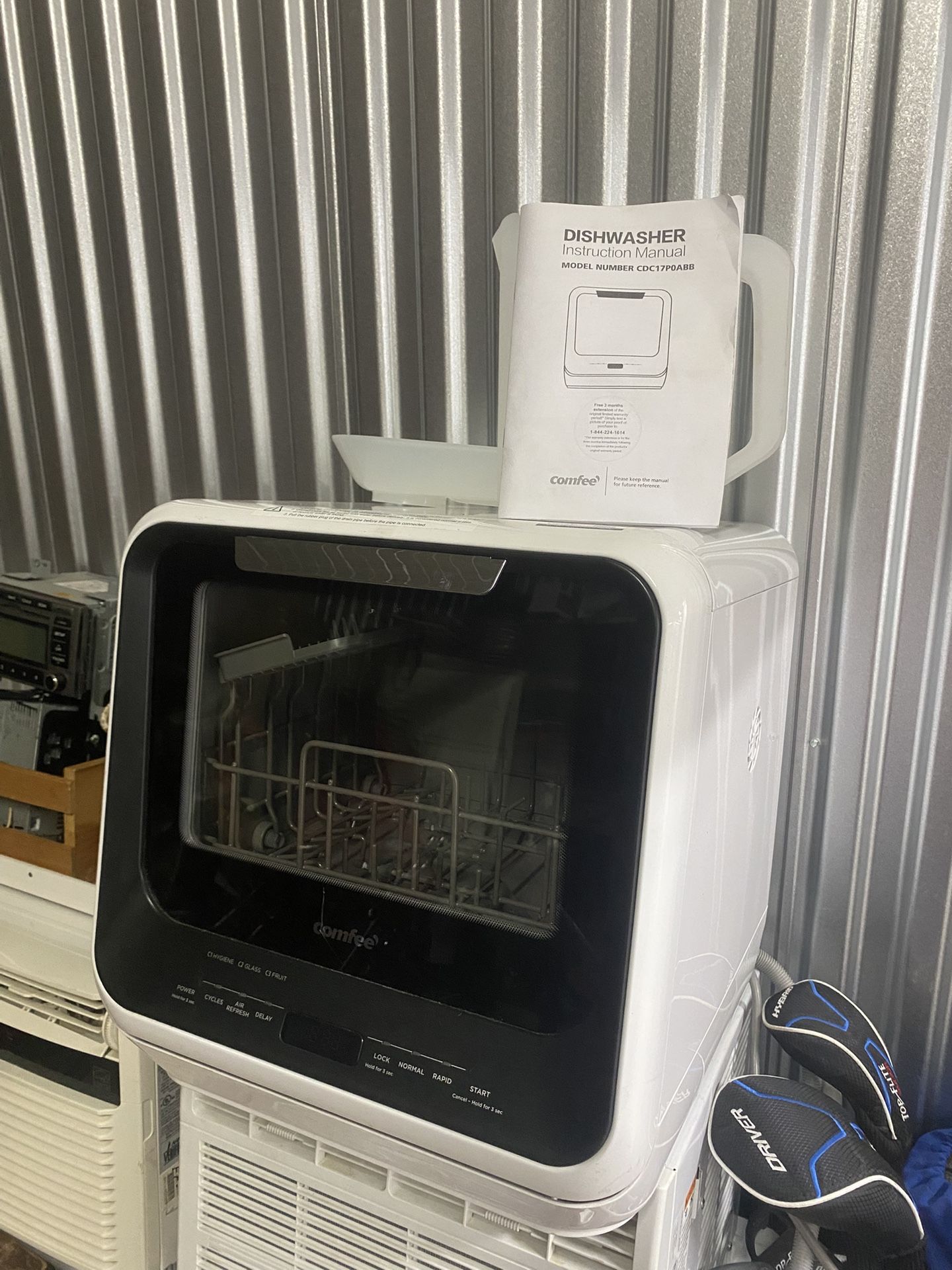 COMFEE' Portable Countertop Dishwasher (CDC17P0ABB)