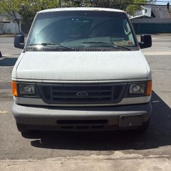 2006 Ford E-150