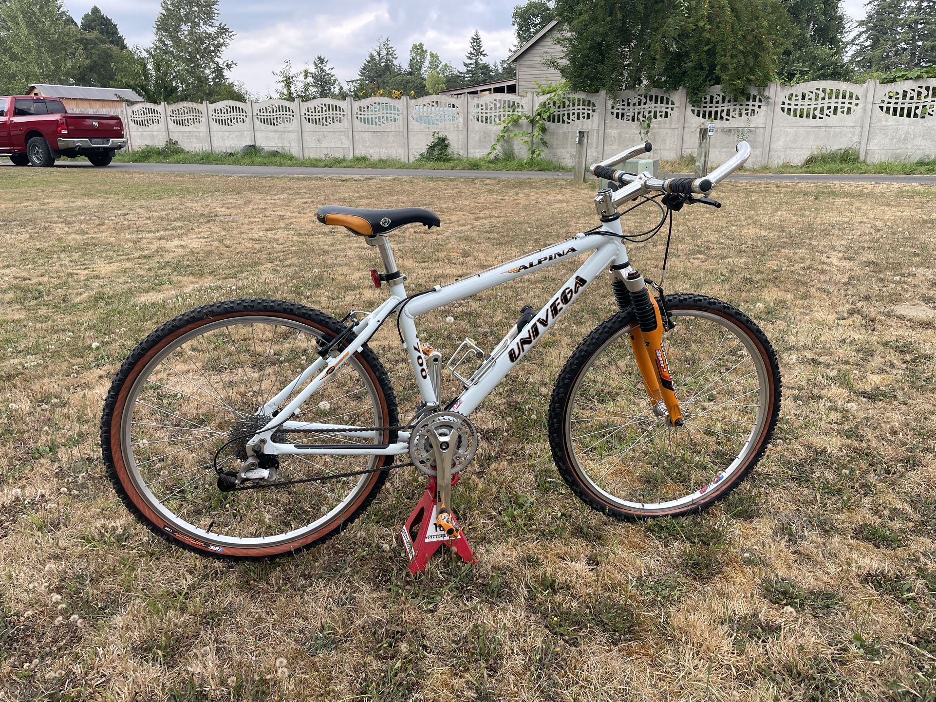 Univega Alpina 700 Mountain Bike