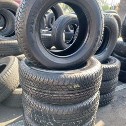 DUNLOP  265/65/17 Set of 4 used tires.
