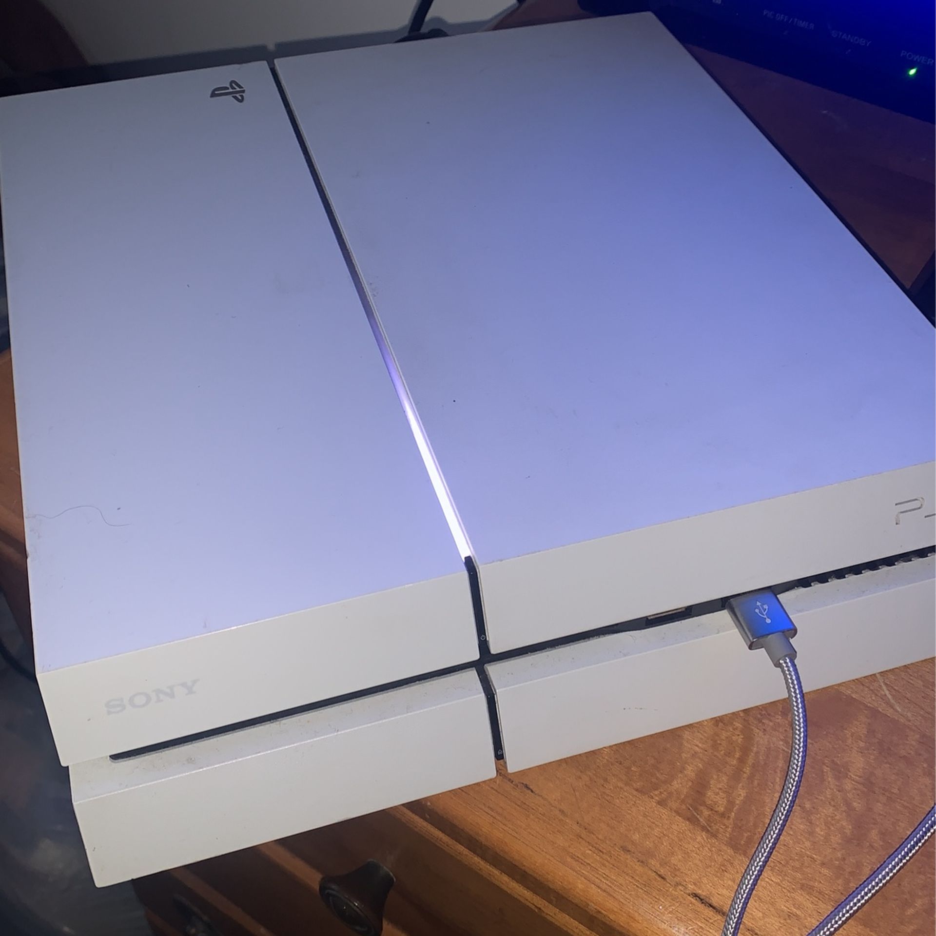 White PS4 500 Gb 