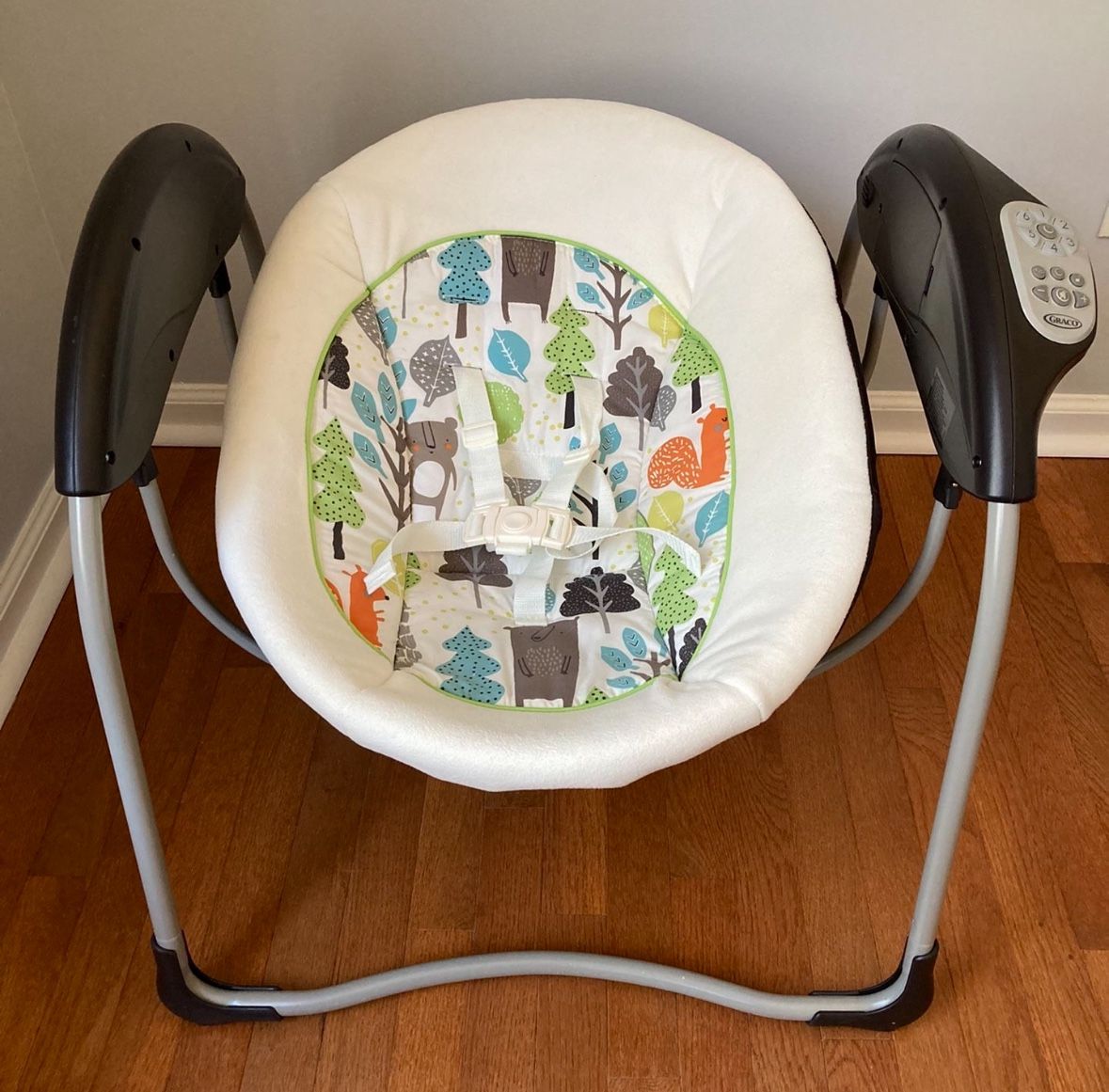 Graco Glider Lite LX Forest Friends