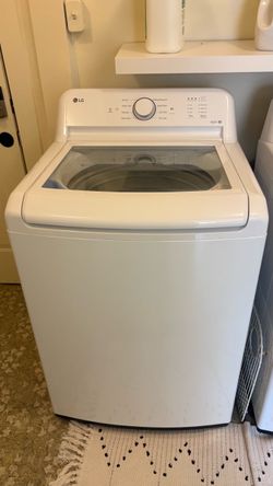 LG Washer & Dryer Set, White