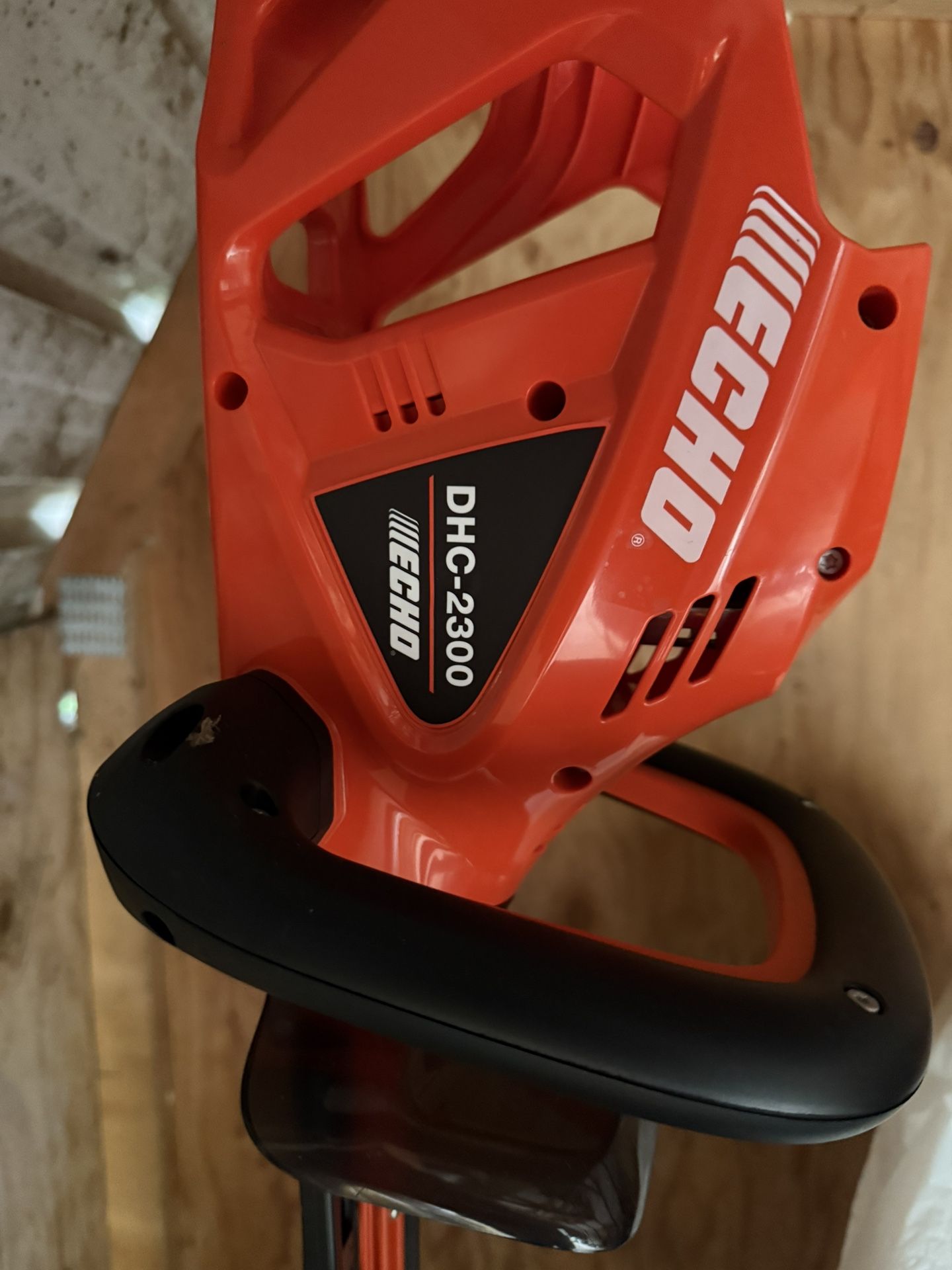 Echo Hedge Trimmer DHC 2300