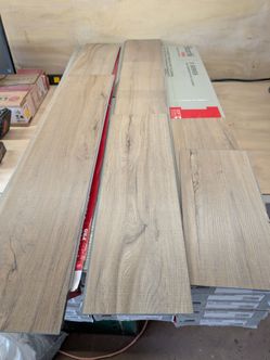 Shaw pro composite flooring 270sqft