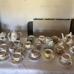 Tea Cups And Saucers 