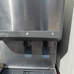 Follett Symphony Plus Ice & Water Dispenser Semi New