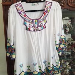 White Embroidered Butterfly Blouse-One Size/Unitalla