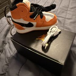 mini sneaker power bank styled like a Air Jordan 1