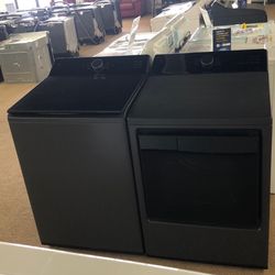 LG Washer + Electric Dryer Set