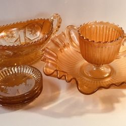 Vintage Carnival Glass Pieces.