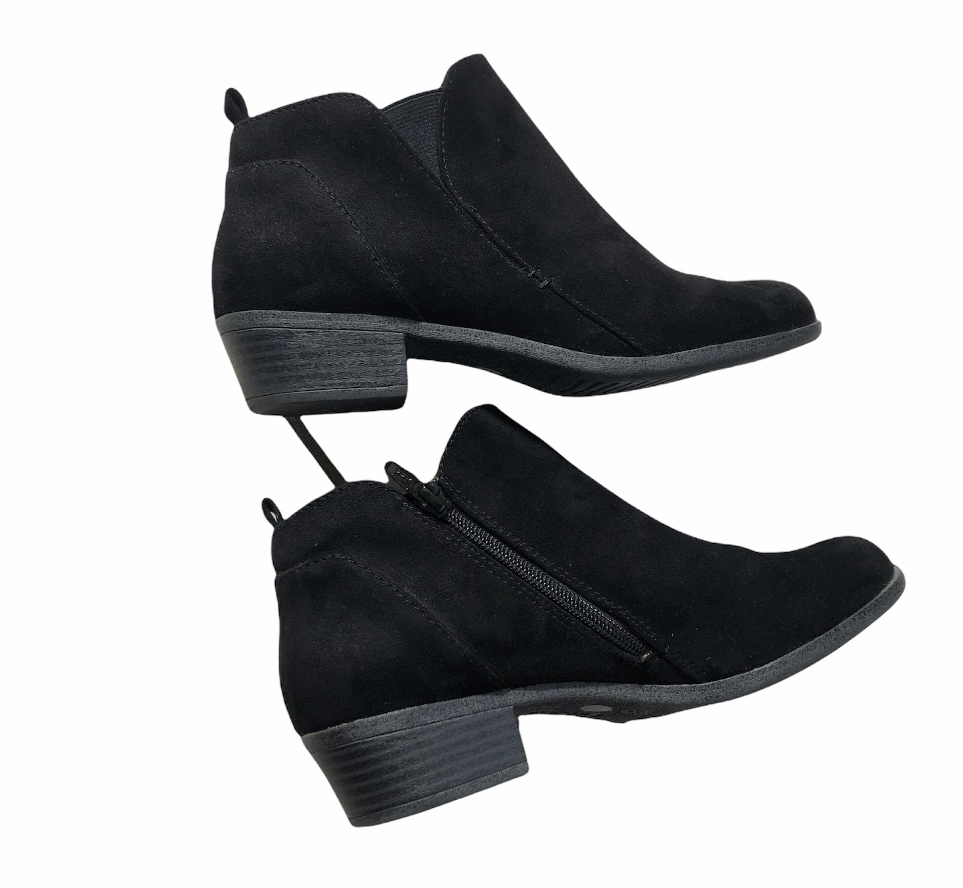 WOMEN'S BLACK ANKLE BOOTS - MEMORY FOAM - 8 medium Shoes Booties