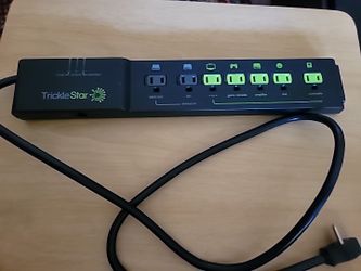 TrickleStar TS1810 7 Outlet AV Advanced Power Strip - Black