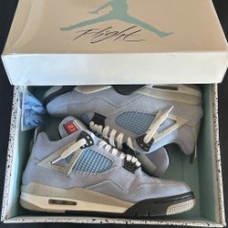University Blue Jordan 4 (Size 10.5)