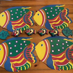 4-Fish Placemats, 4-Napkin Holders & 2-Fish Coasters