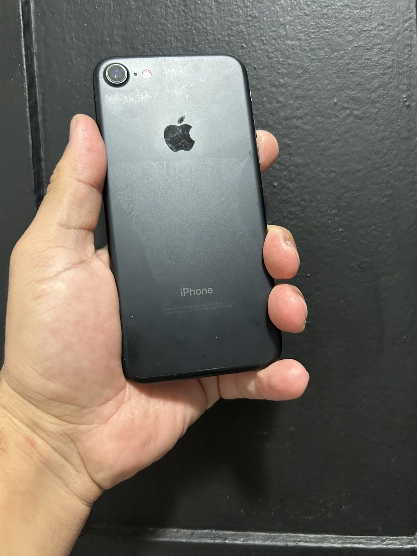 iPhone 7 32gb Matte Black Unlocked 