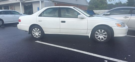 2000 Toyota Camry