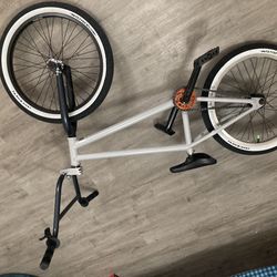 Fitbikeco Bmx bike