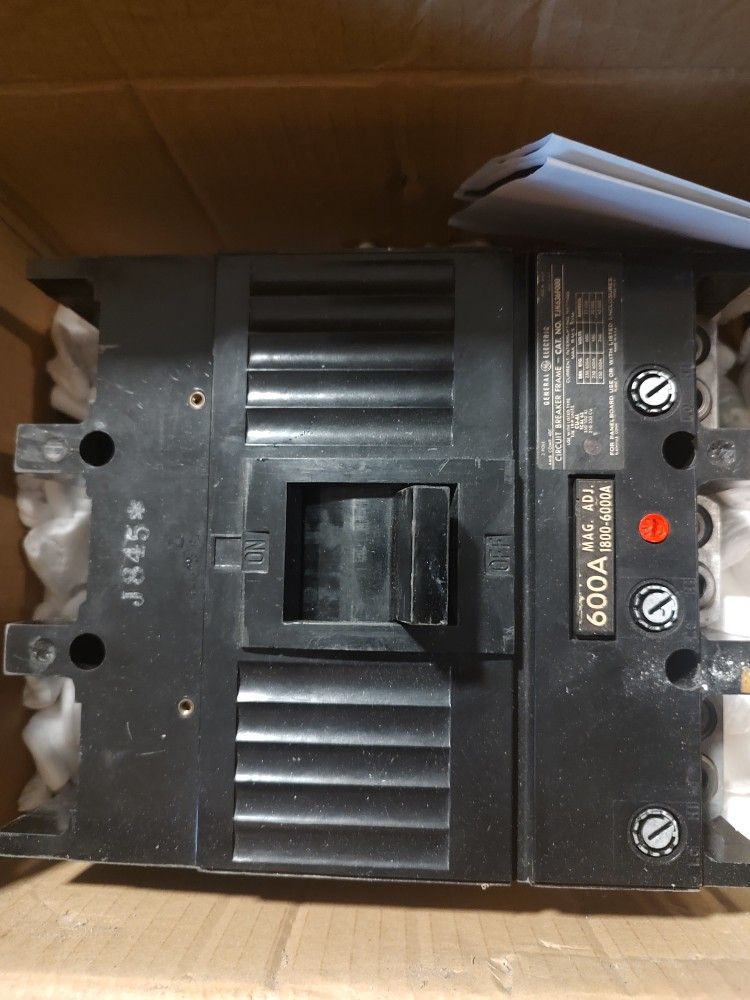 Circuit Breaker 