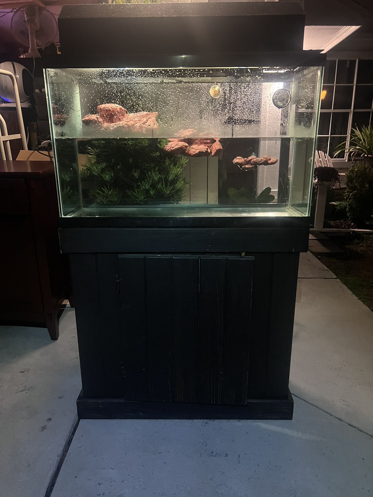 Aquarium/terrarium 40 Gallon With Stand